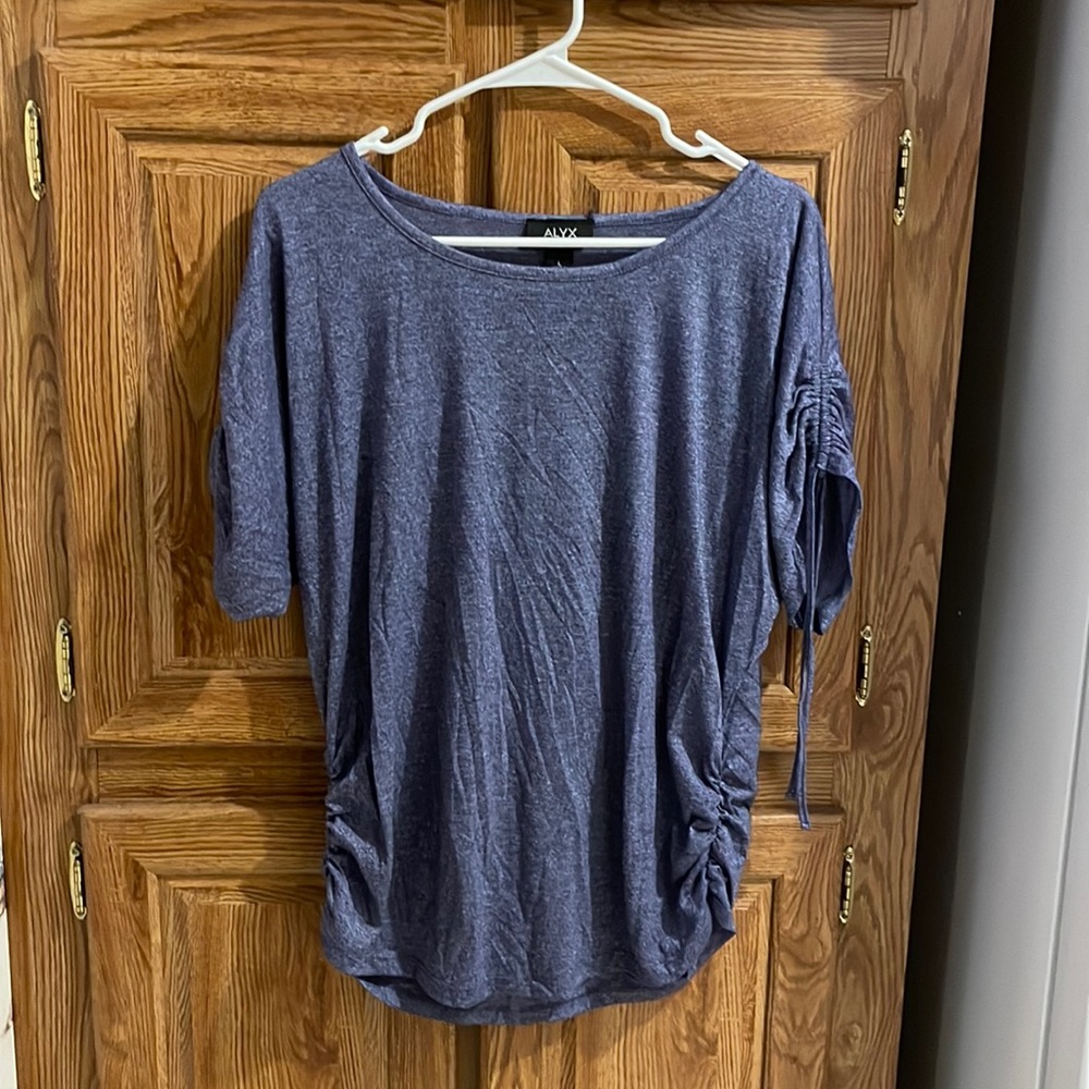 Blue Alyx Scoop Neck Top; short sleeves; size Large